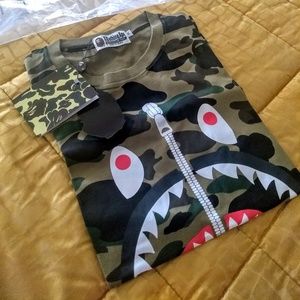 NWT authentic BAPE Camo Shark T-Shirt